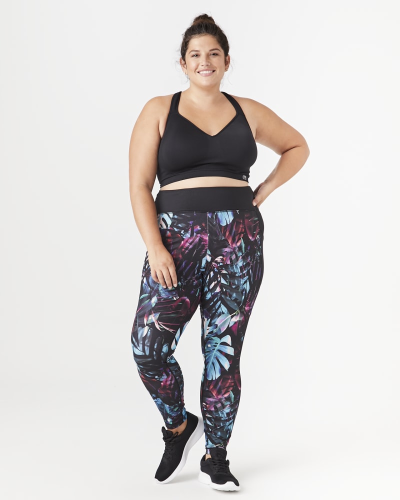 Plus size model with hourglass body shape wearing Esther Ankle Legging by Rainbeau Curves | Dia&Co | dia_product_style_image_id:144197